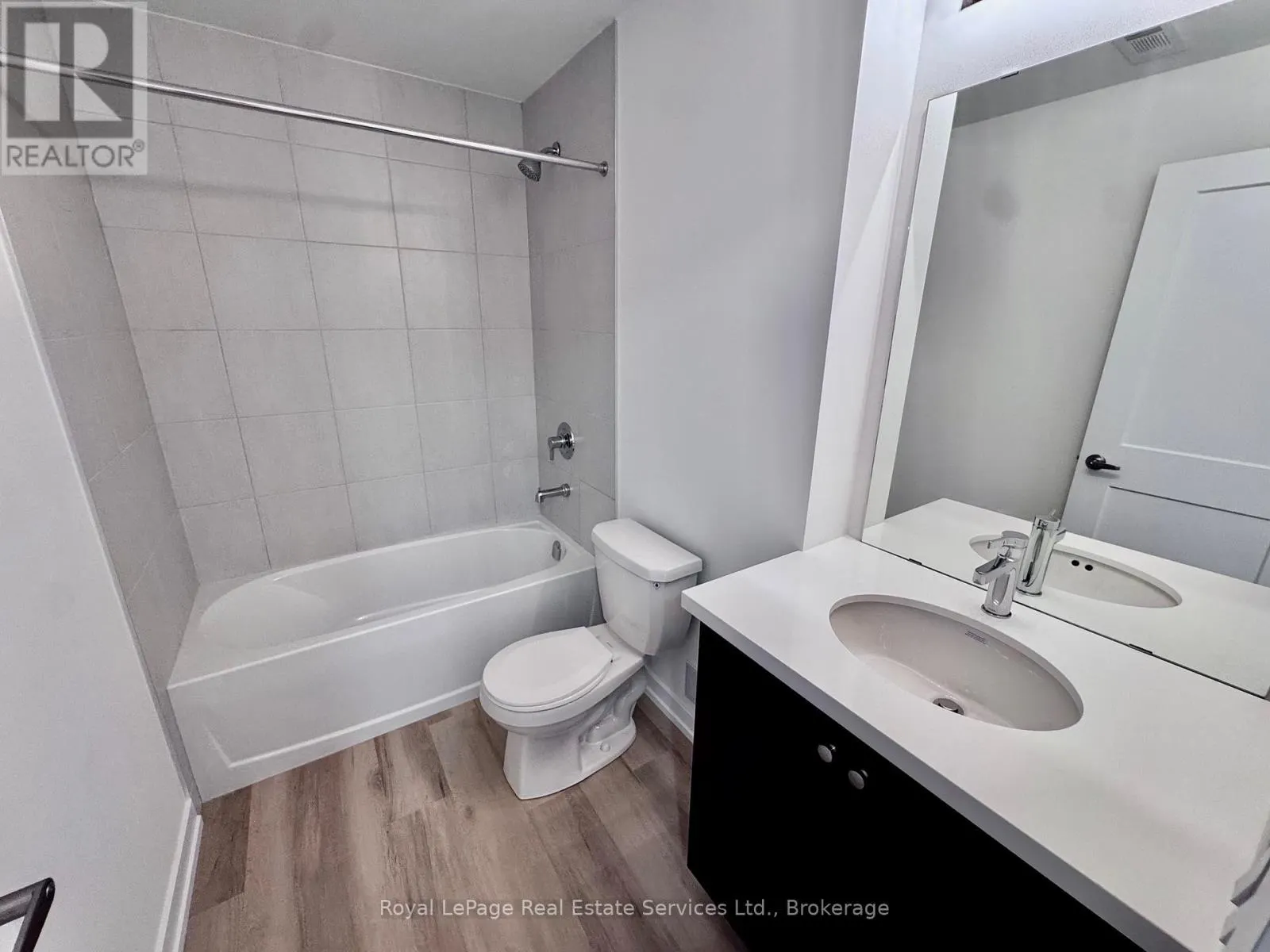 35 - 70 KENNESKY DRIVE, #35