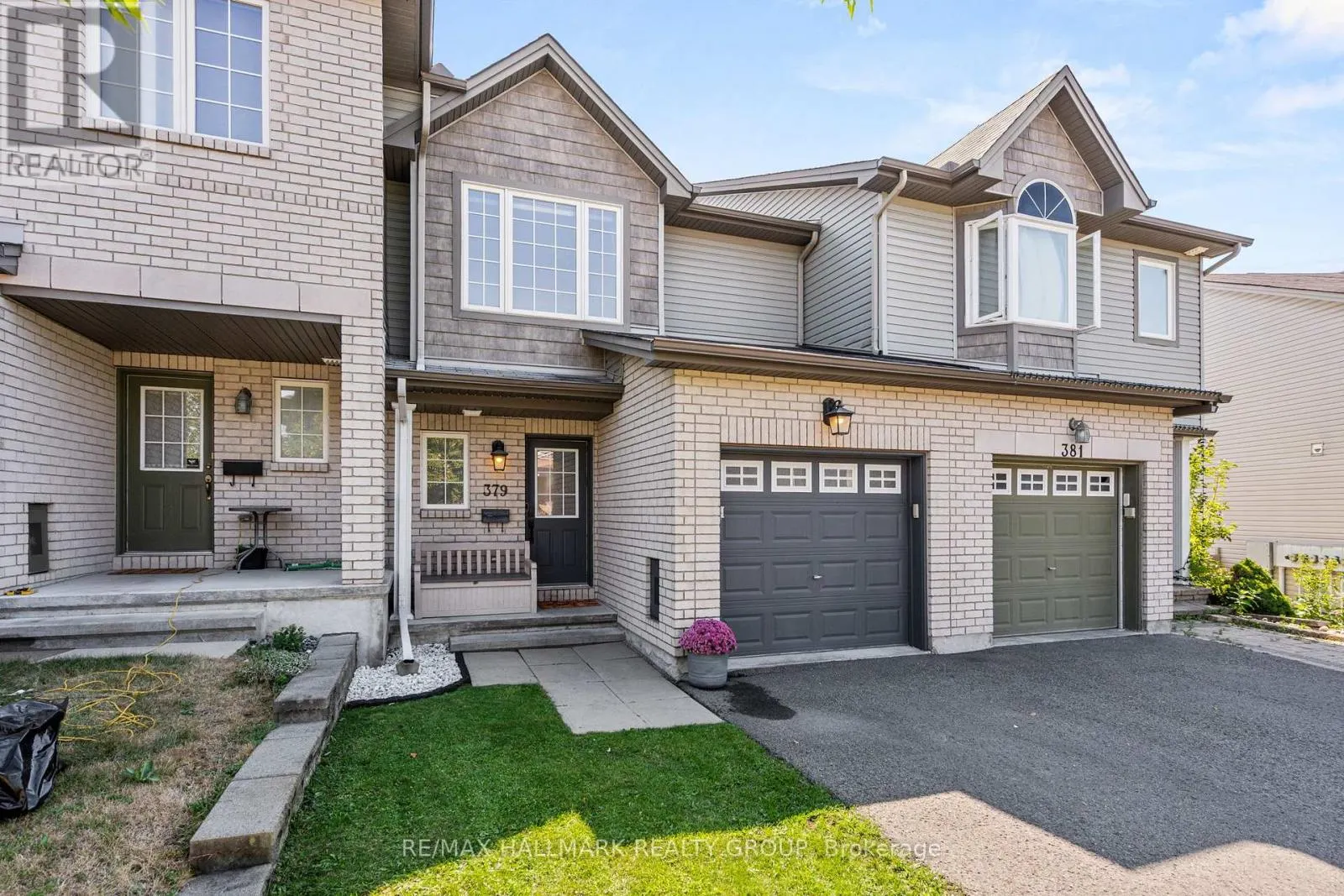 379 ROLLING MEADOW CRESCENT