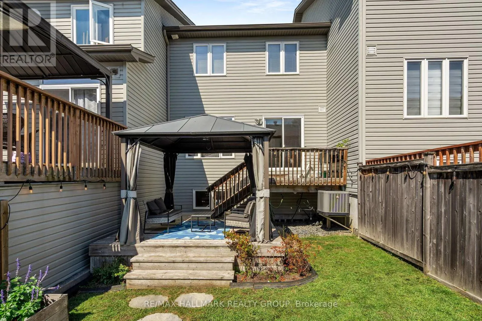 379 ROLLING MEADOW CRESCENT