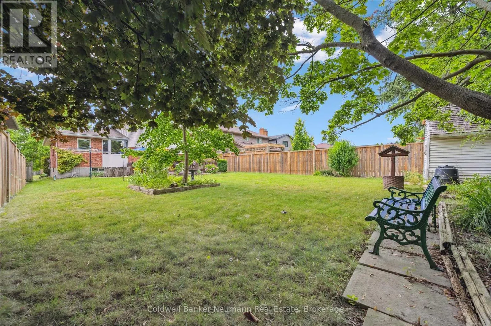 21 OLD COLONY TRAIL