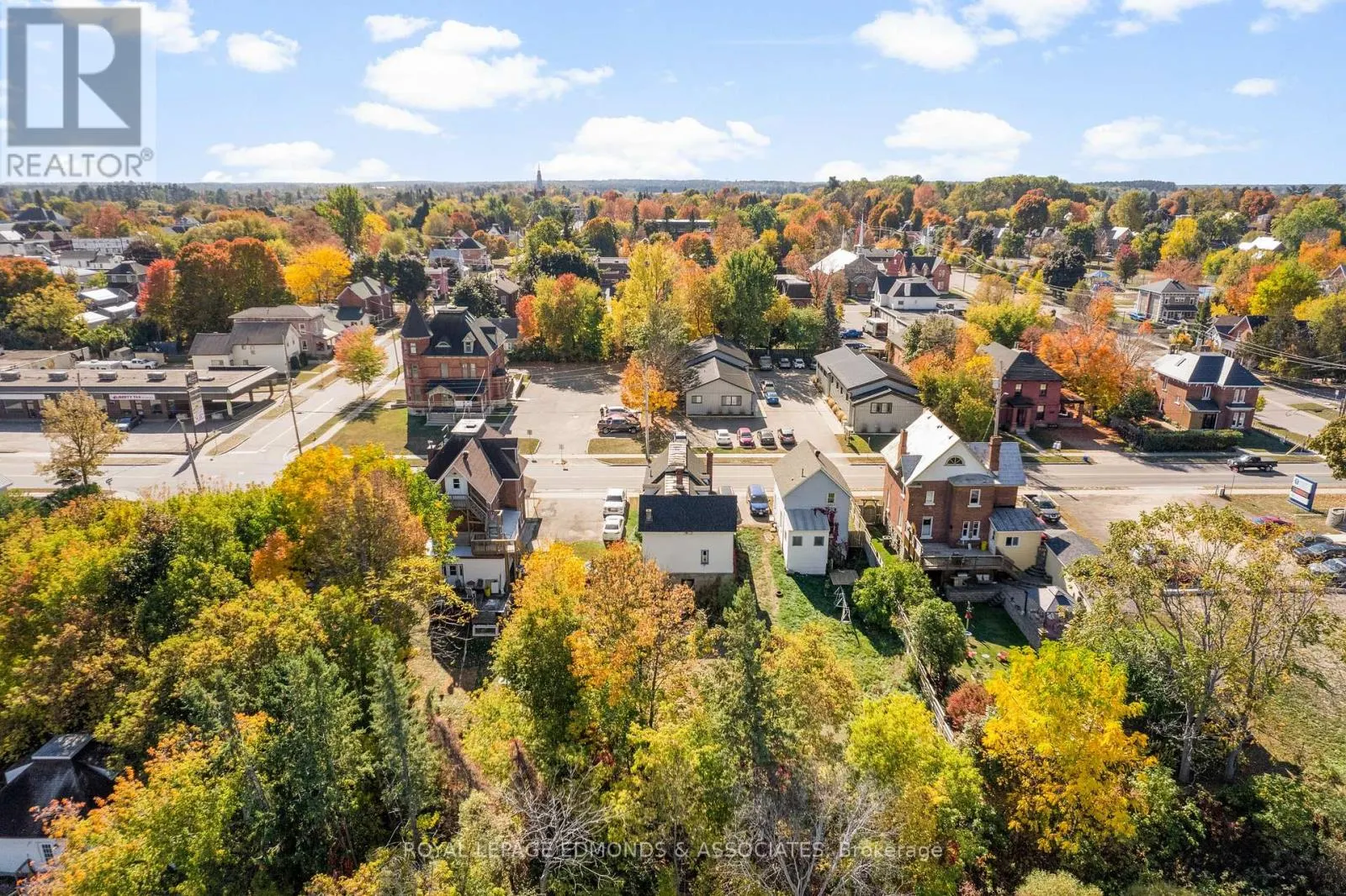 475 PEMBROKE STREET W