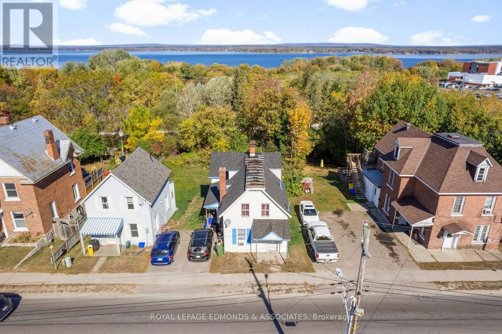 475 PEMBROKE STREET W