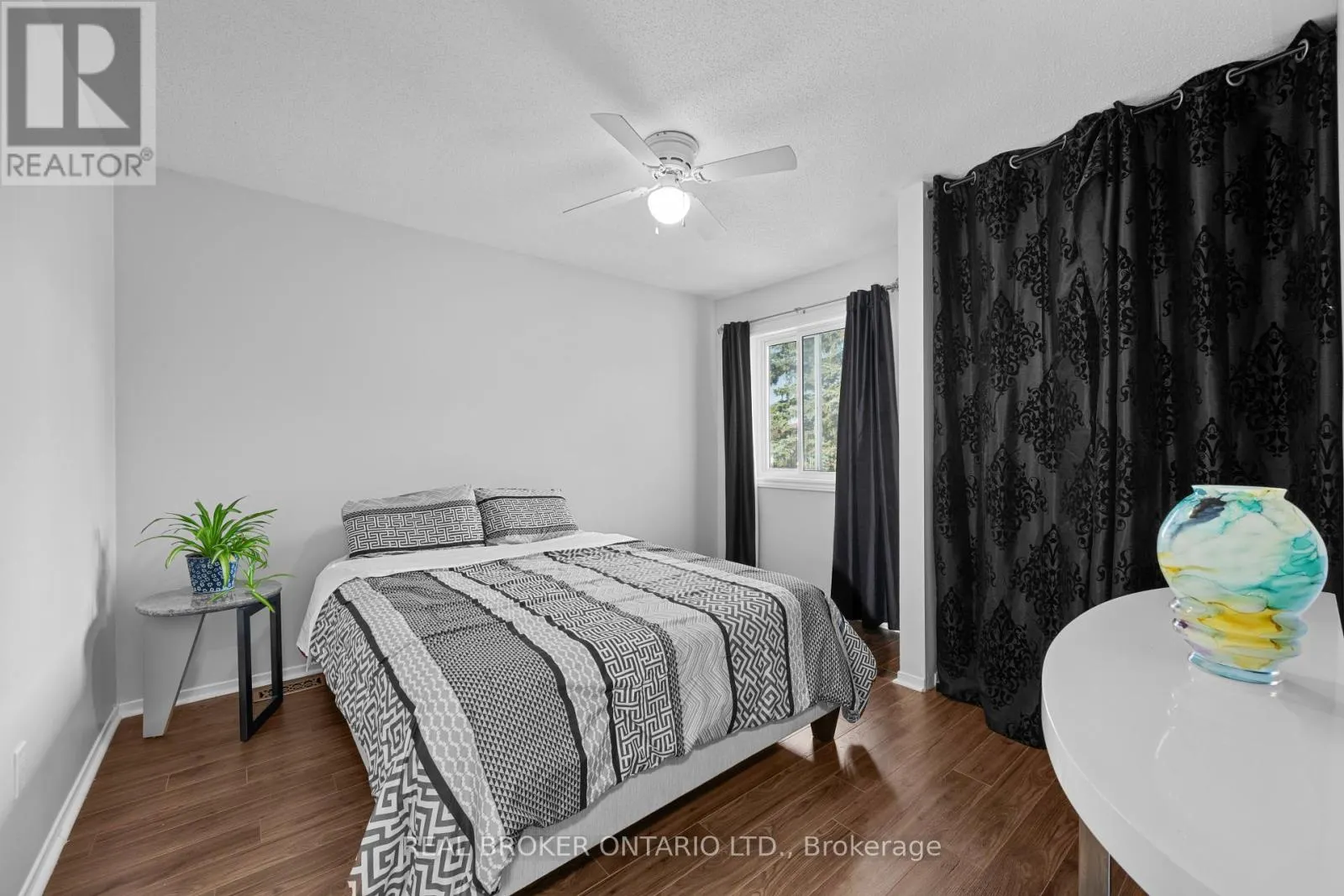 618 TOURELLE DRIVE