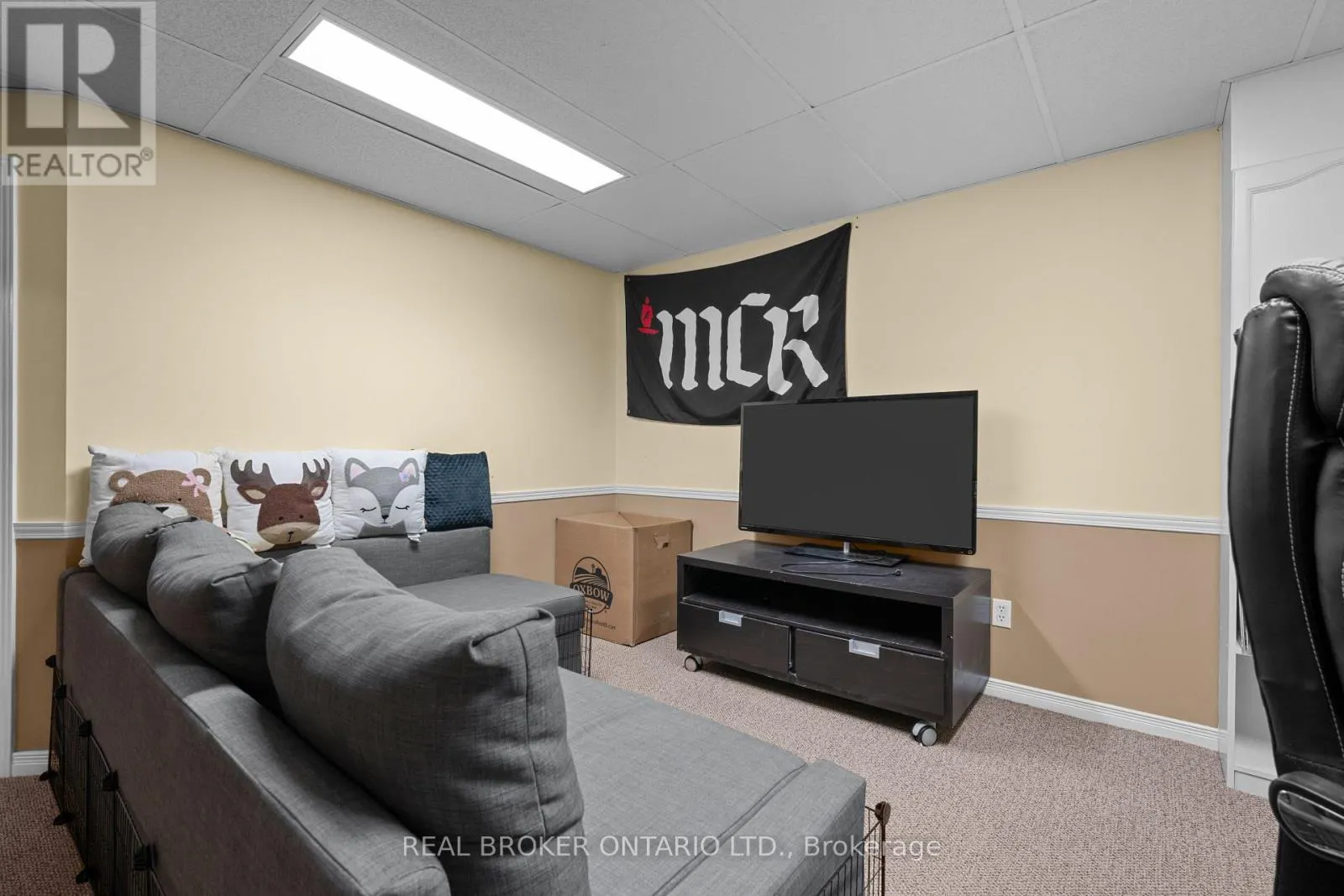 618 TOURELLE DRIVE
