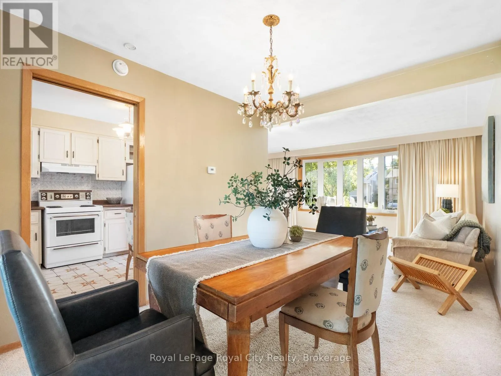 48 GLENBROOK DRIVE