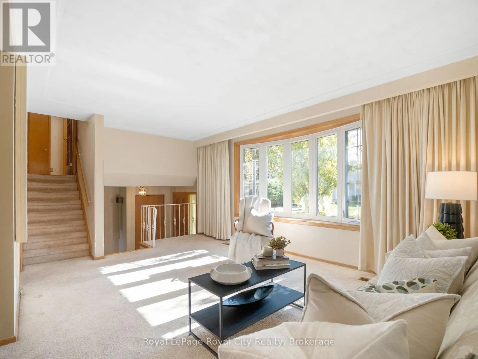 48 GLENBROOK DRIVE