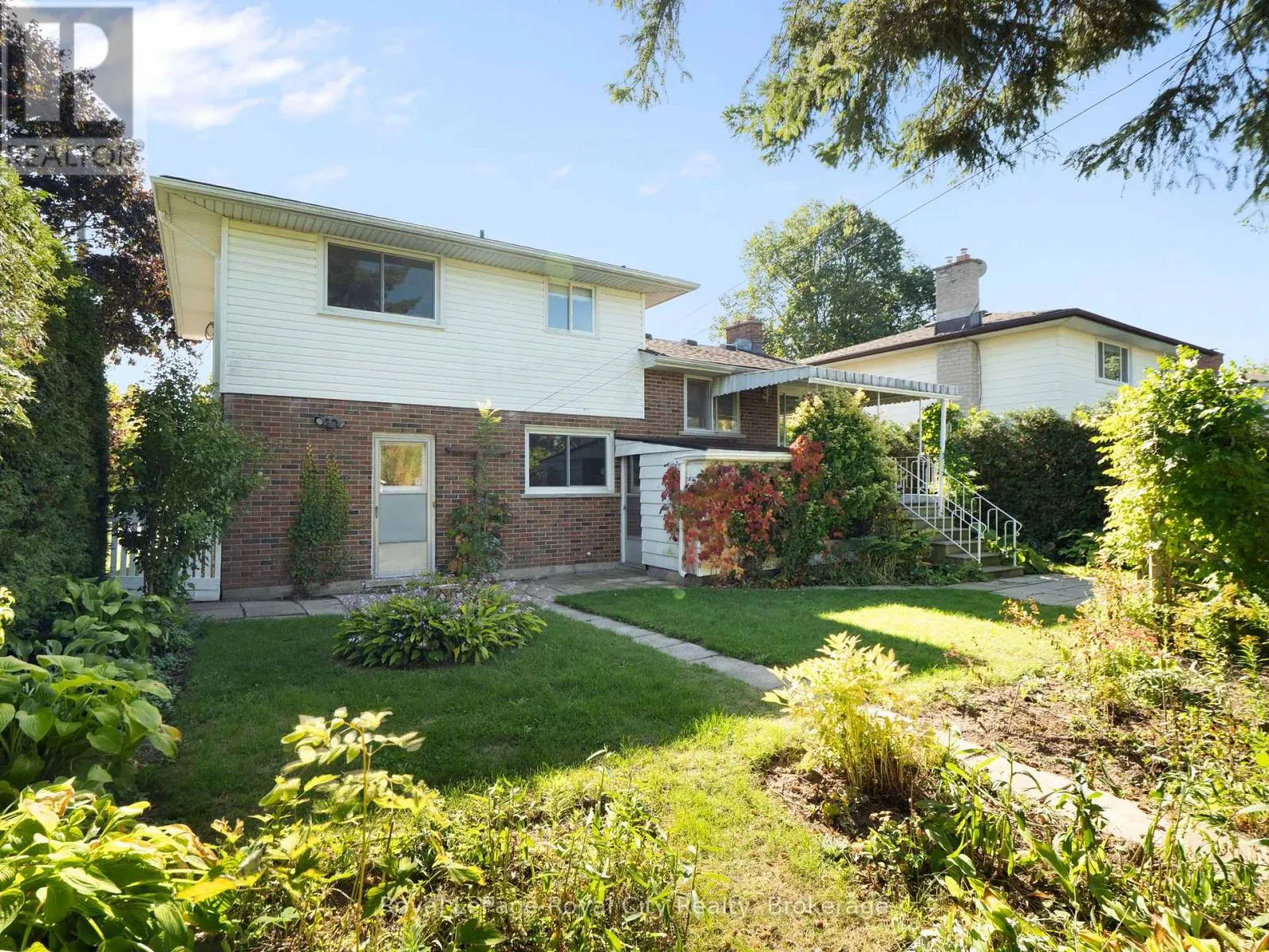 48 GLENBROOK DRIVE