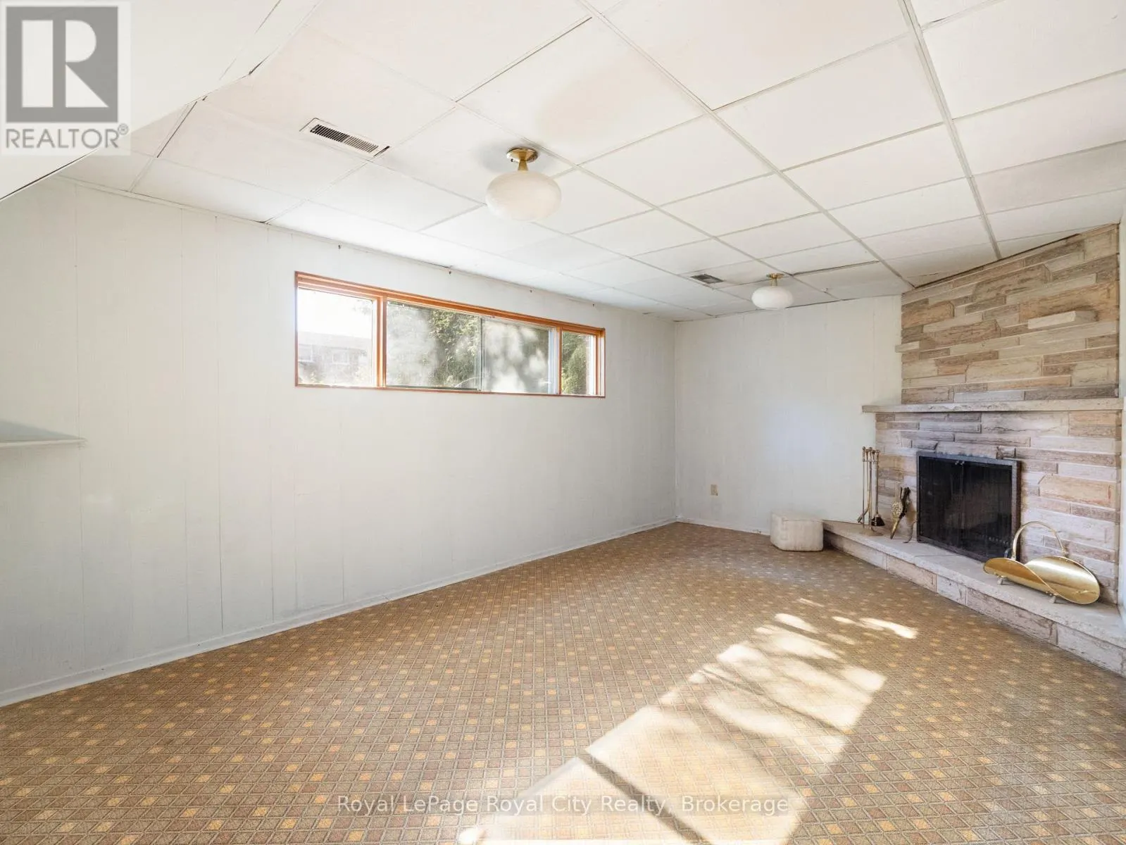 48 GLENBROOK DRIVE