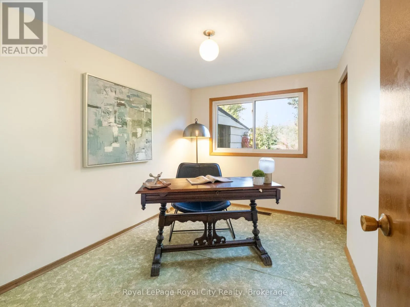 48 GLENBROOK DRIVE