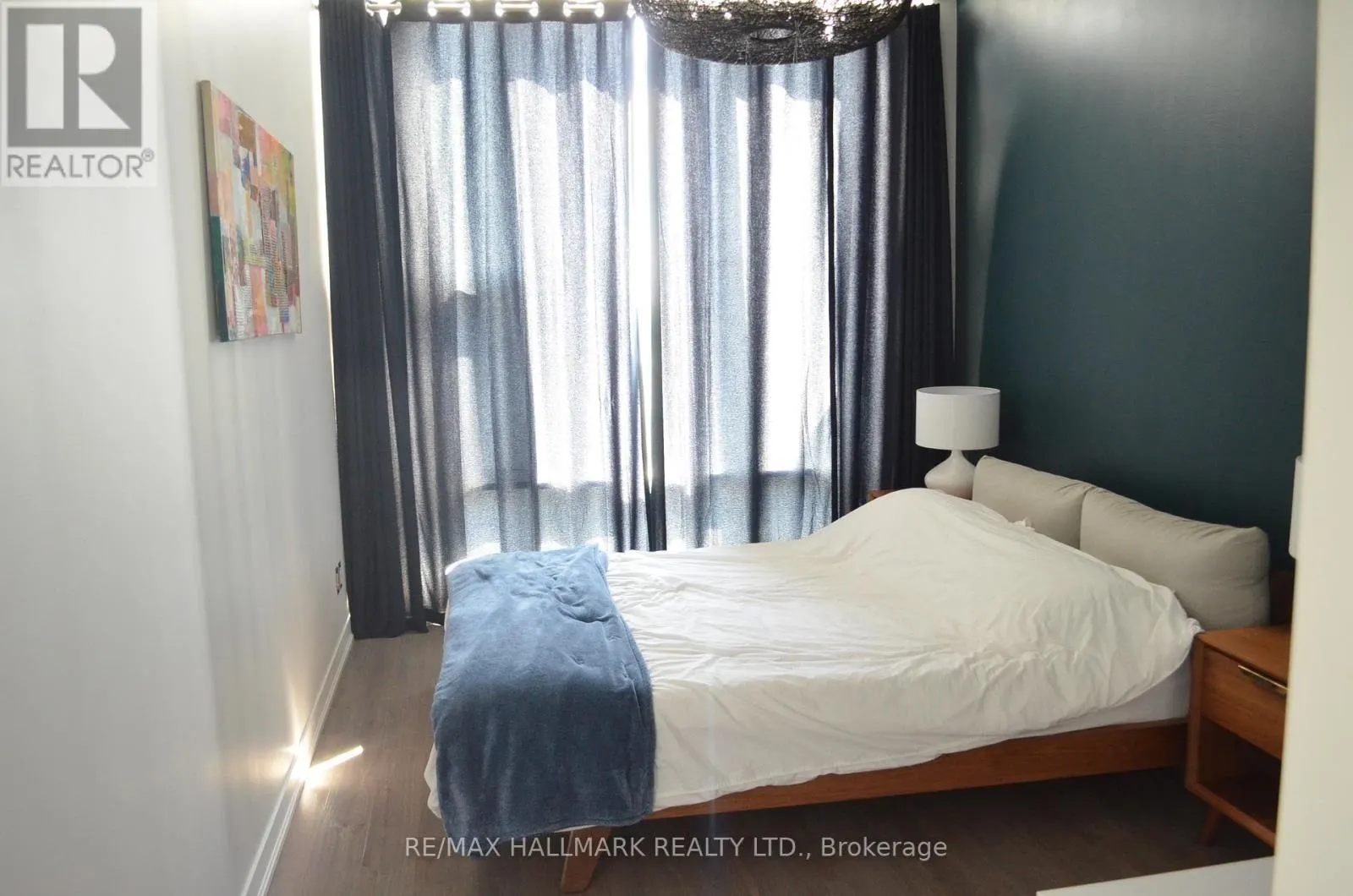 1704 - 85 DUKE STREET W