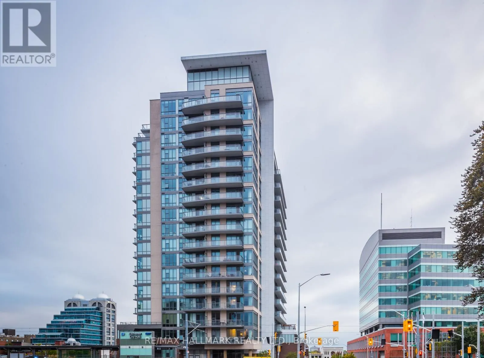 1704 - 85 DUKE STREET W