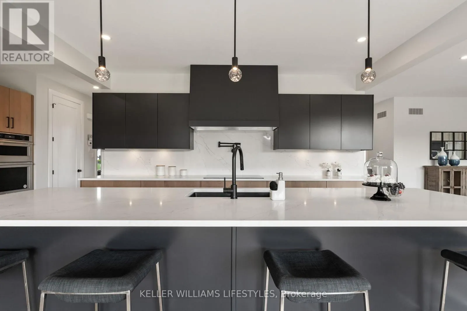 LOT 6 VALLEYSTREAM WALK