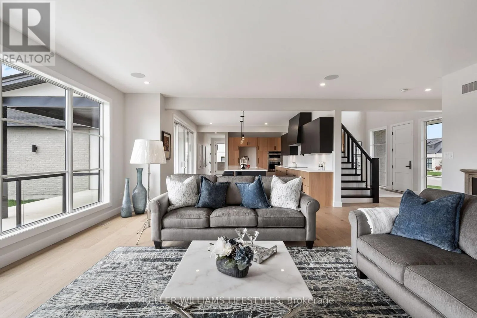 LOT 6 VALLEYSTREAM WALK