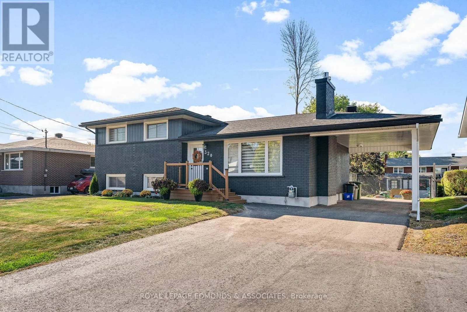 320 PATRICIA AVENUE
