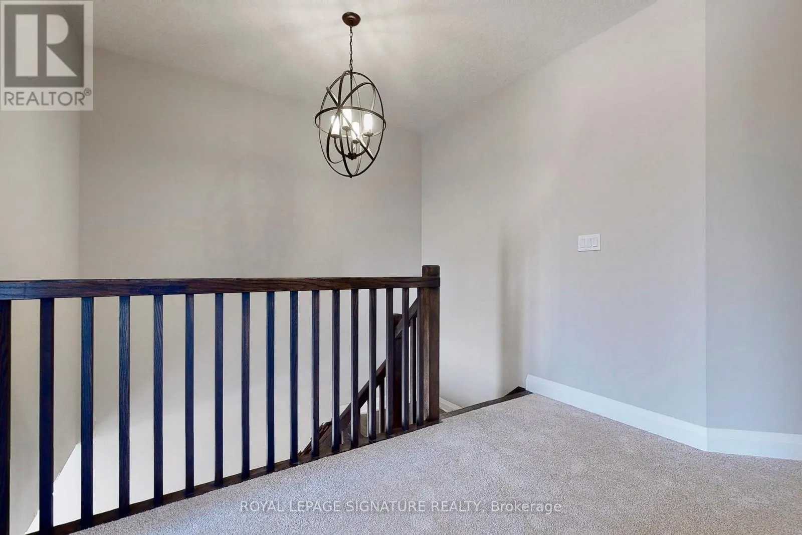 24 HOLLYBROOK TRAIL