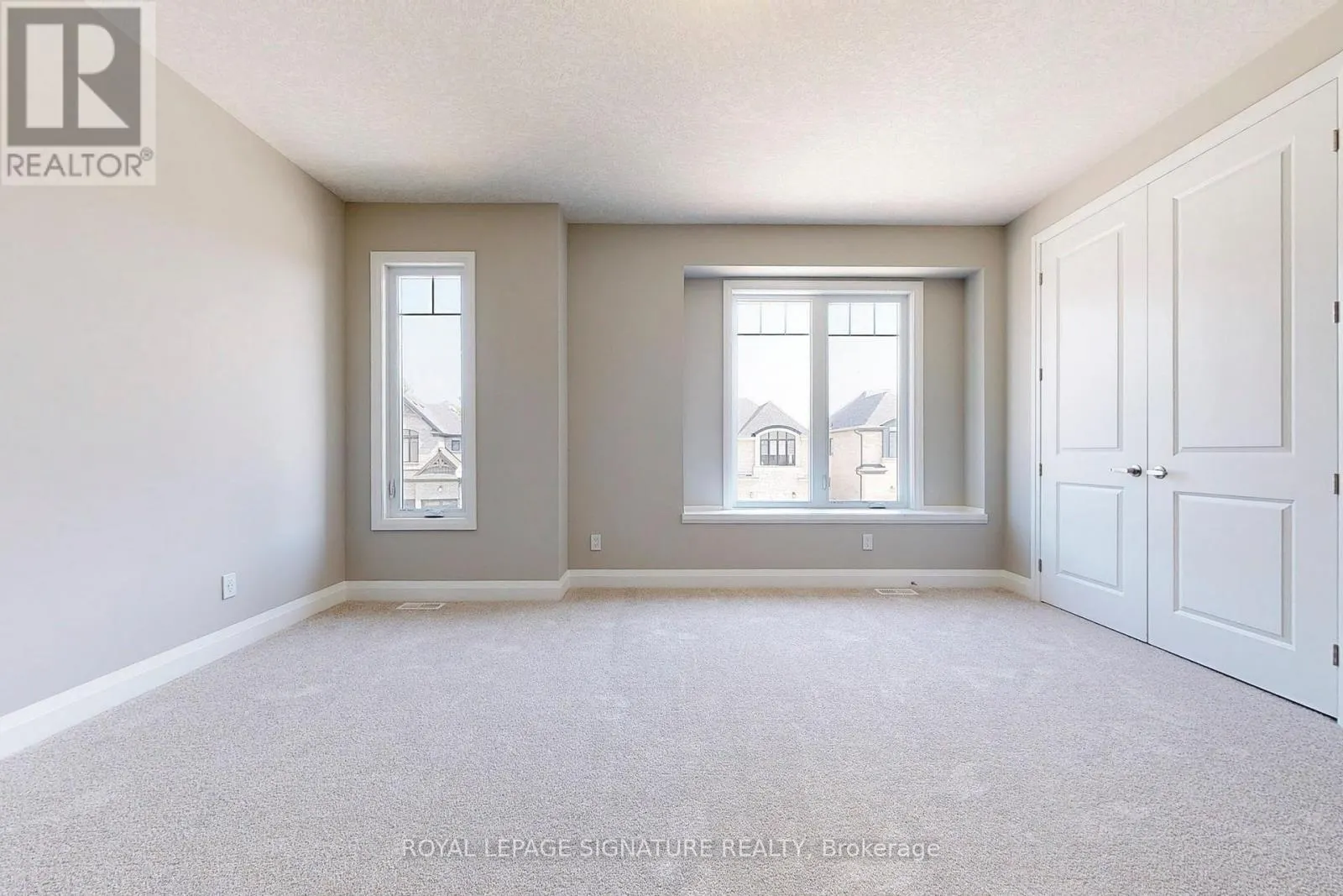 24 HOLLYBROOK TRAIL