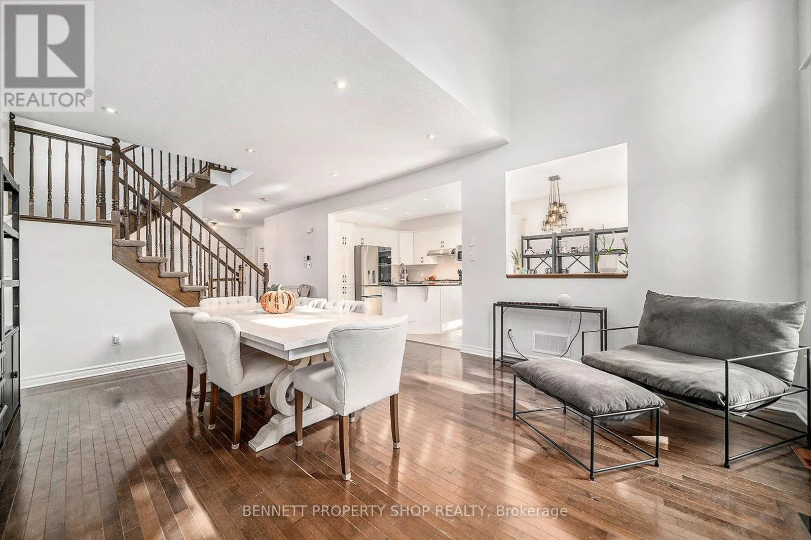 167 PORTRUSH AVENUE