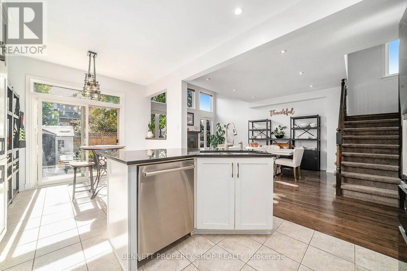 167 PORTRUSH AVENUE