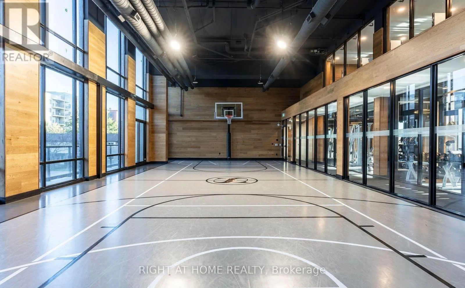 1030 - 145 COLUMBIA STREET W