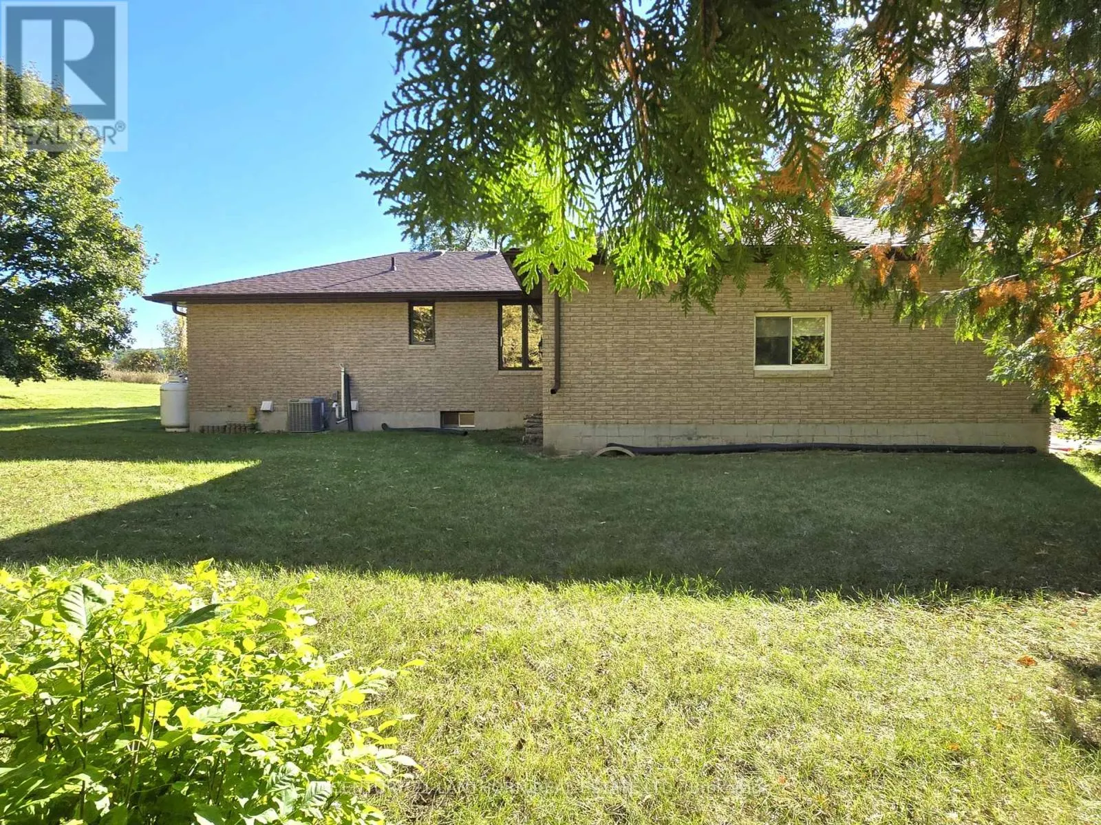 242 RIVER VALLEY ROAD