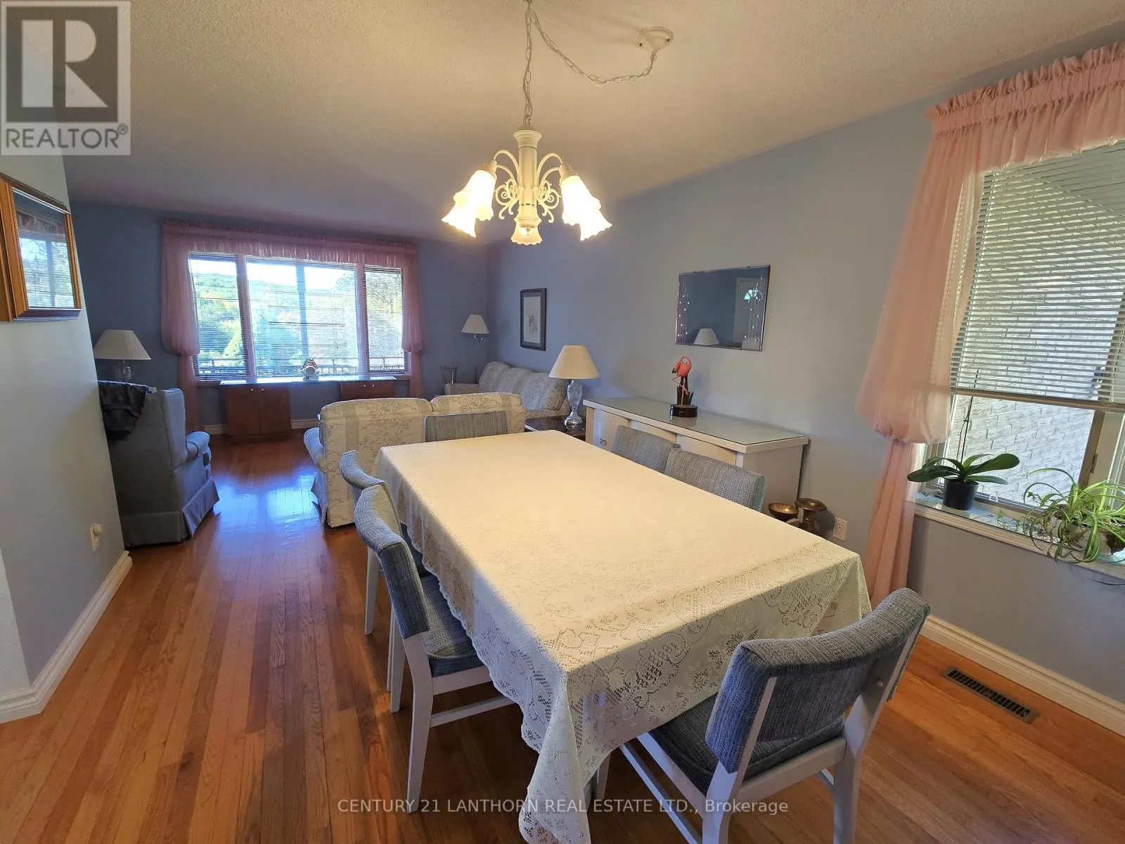 242 RIVER VALLEY ROAD