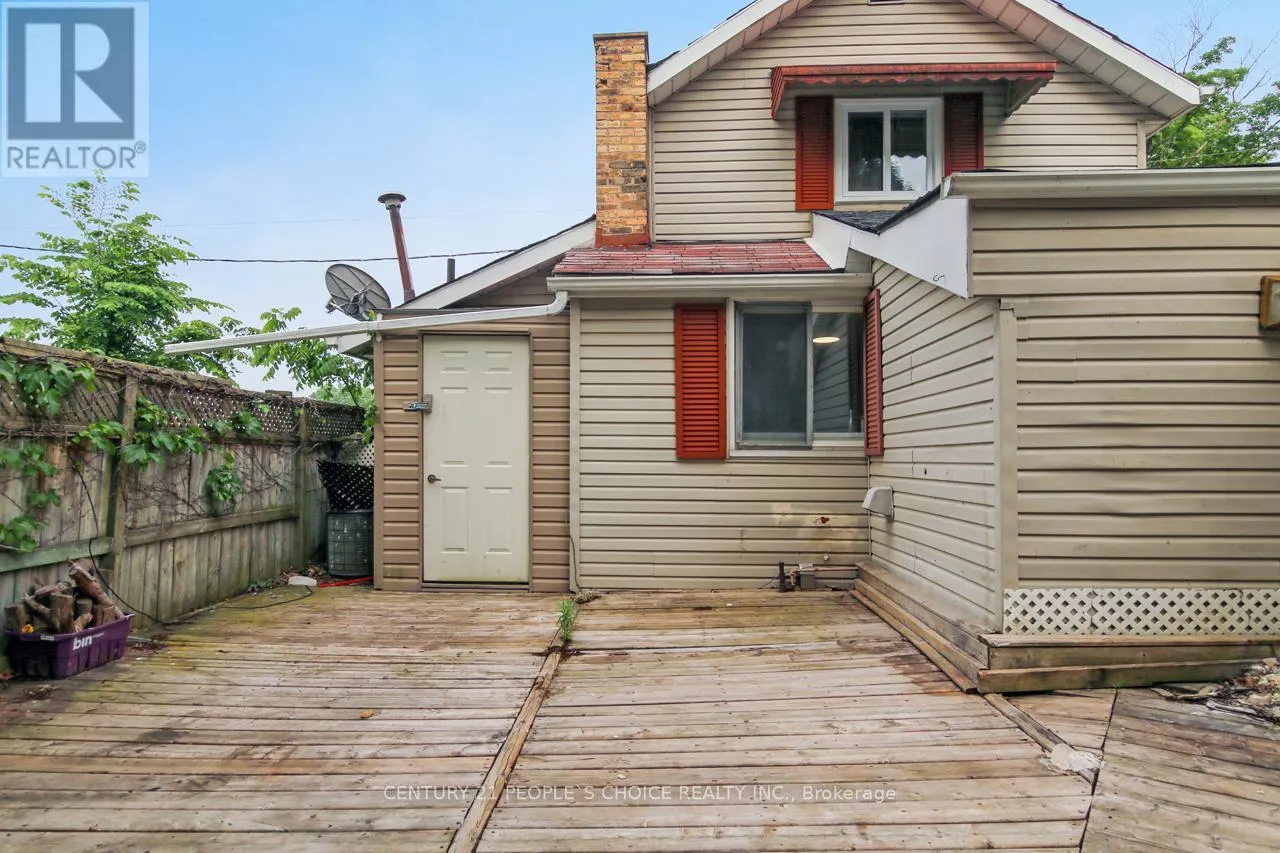 10 GIVINS STREET