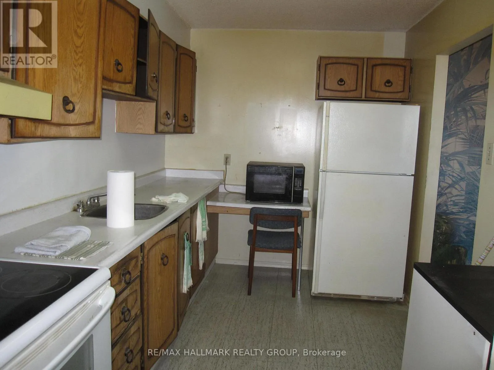 1007 - 665 BATHGATE DRIVE
