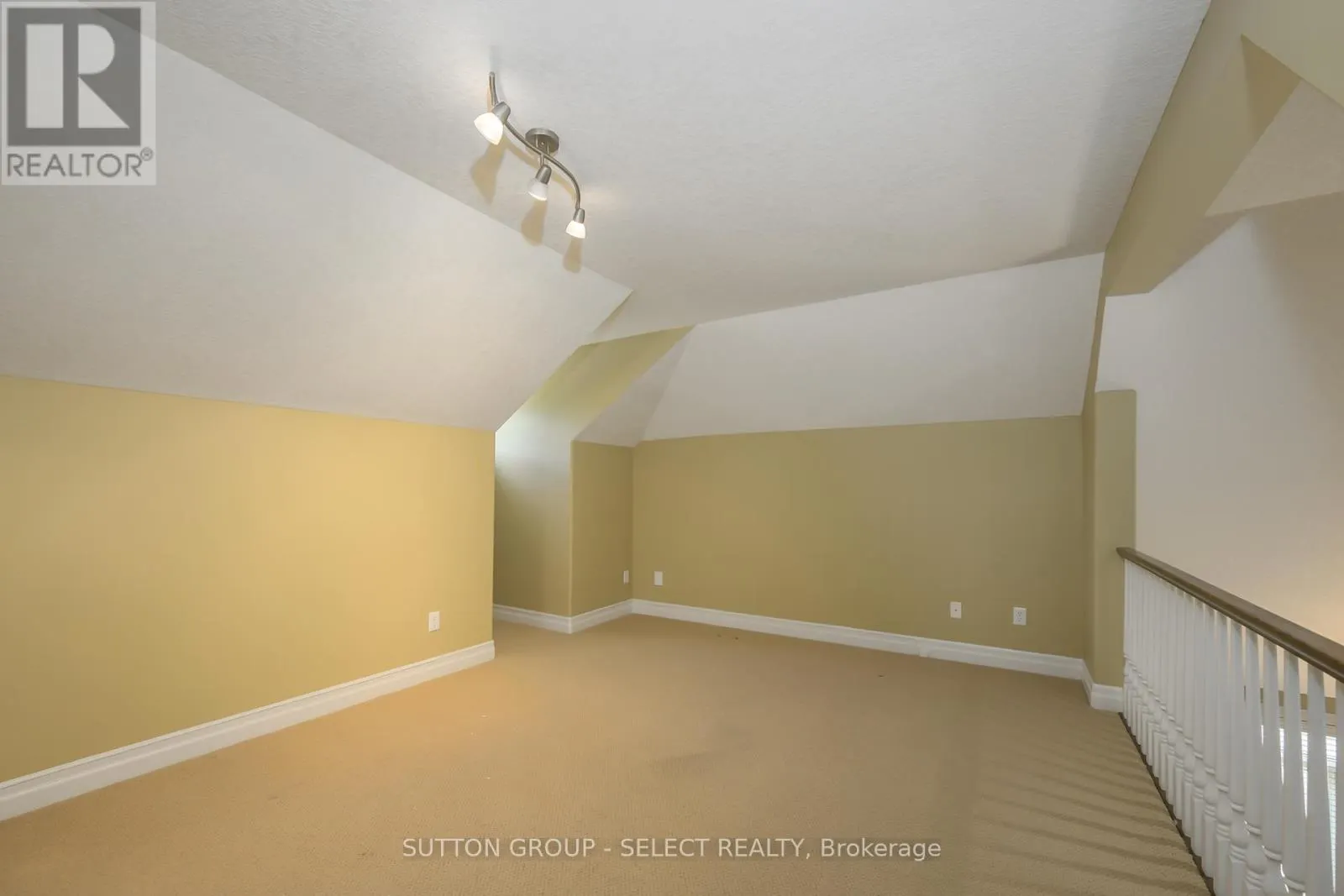 68 - 124 NORTH CENTRE ROAD, #68