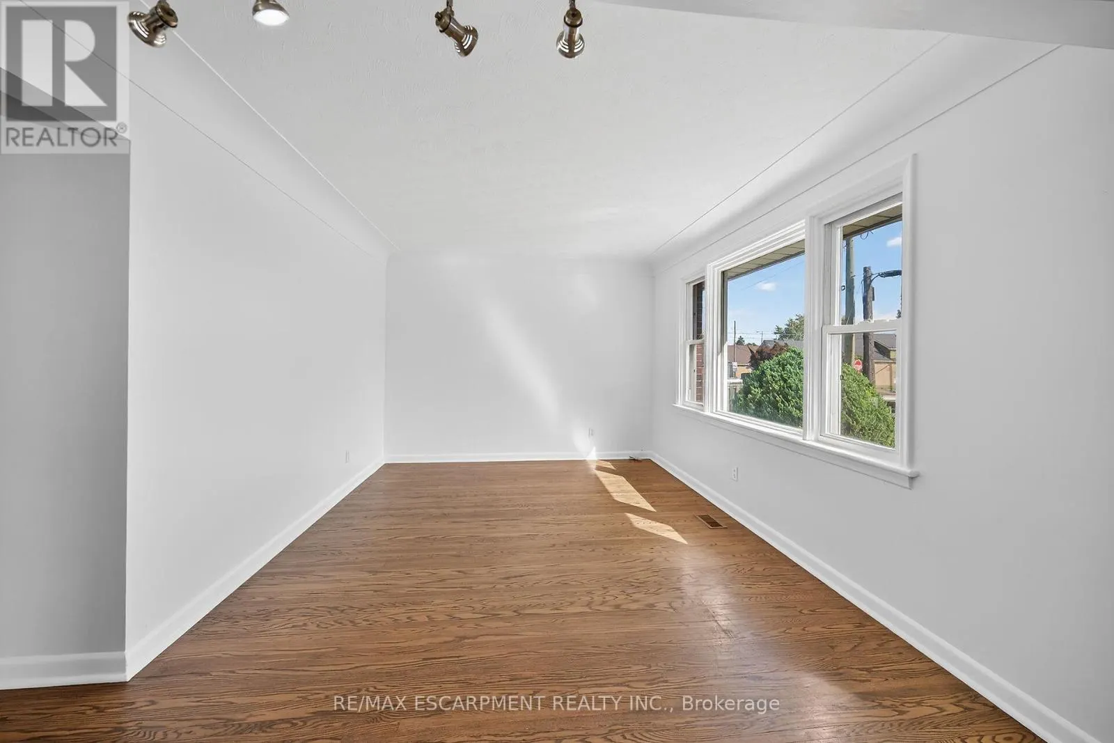 314 EAST 16TH STREET