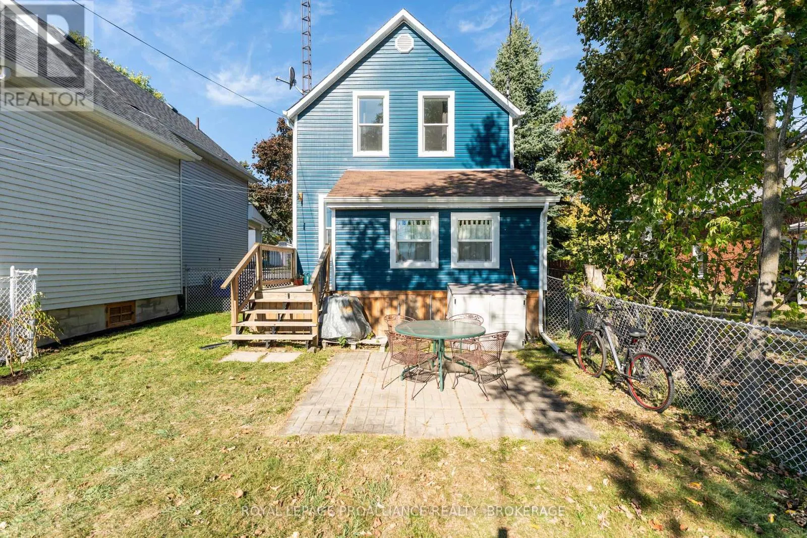 457 GARDEN STREET