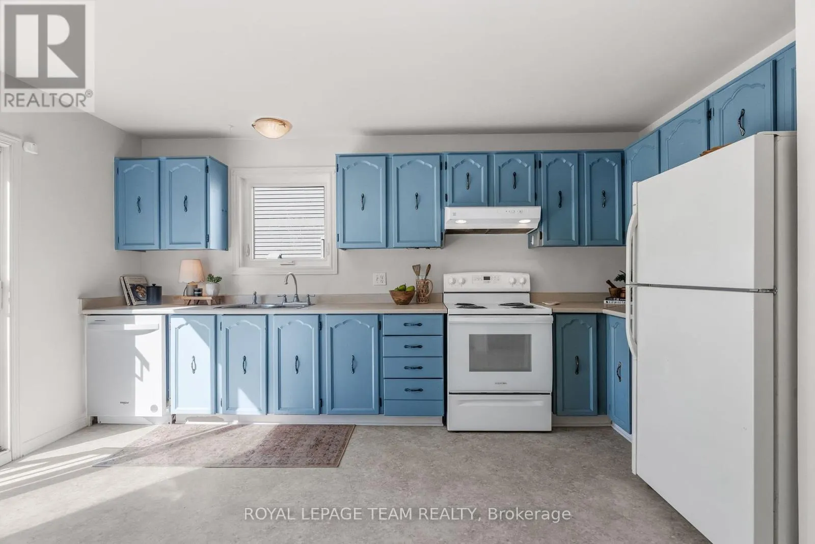 1155 SAUTERNE PARK