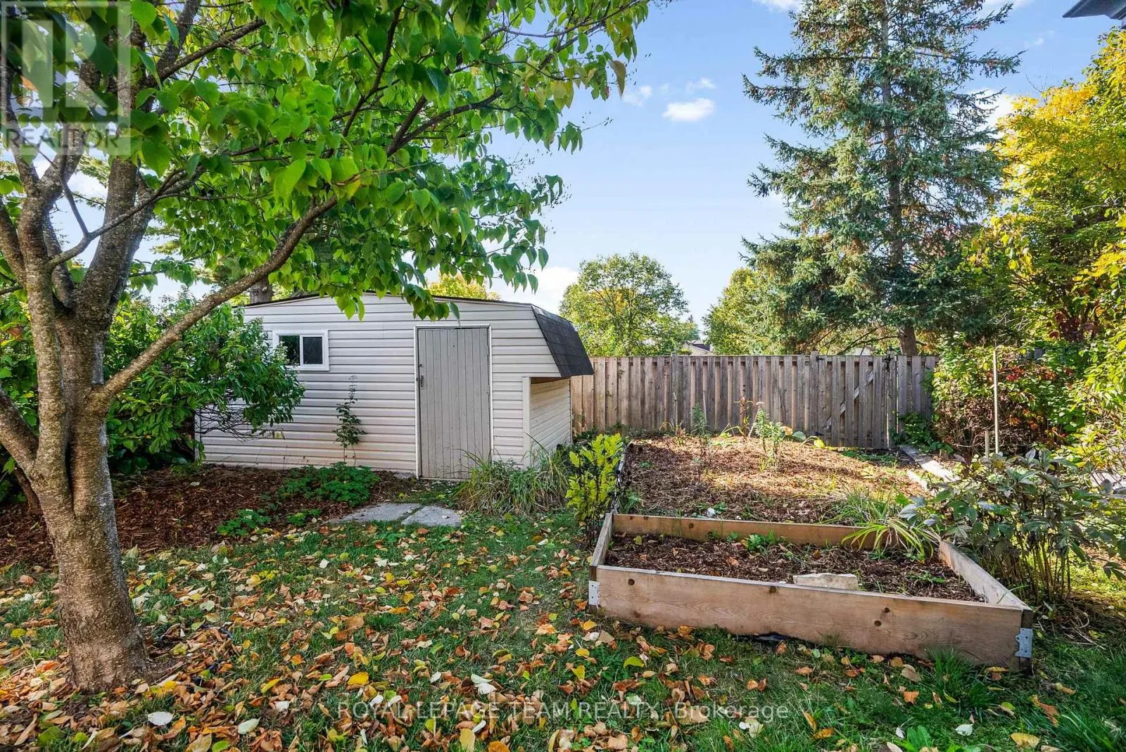 1155 SAUTERNE PARK