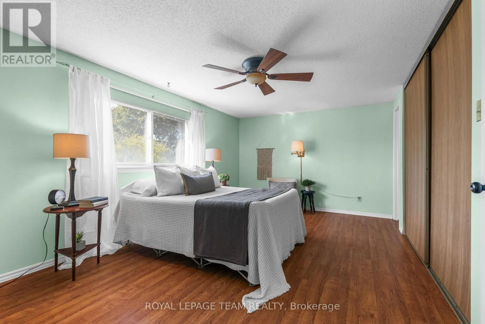 1155 SAUTERNE PARK