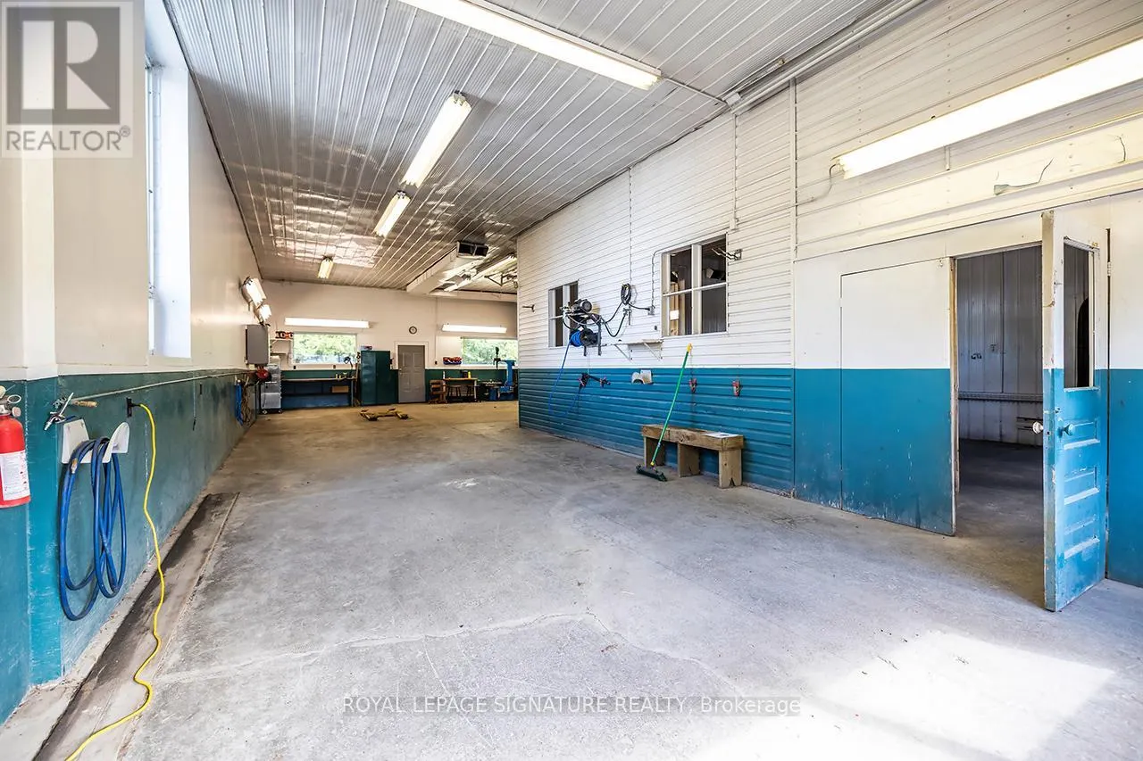 96 FIELDSIDE ROAD