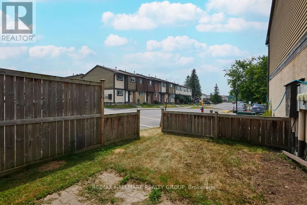 81 - 2772 PIMLICO CRESCENT