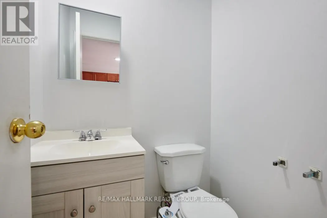 81 - 2772 PIMLICO CRESCENT