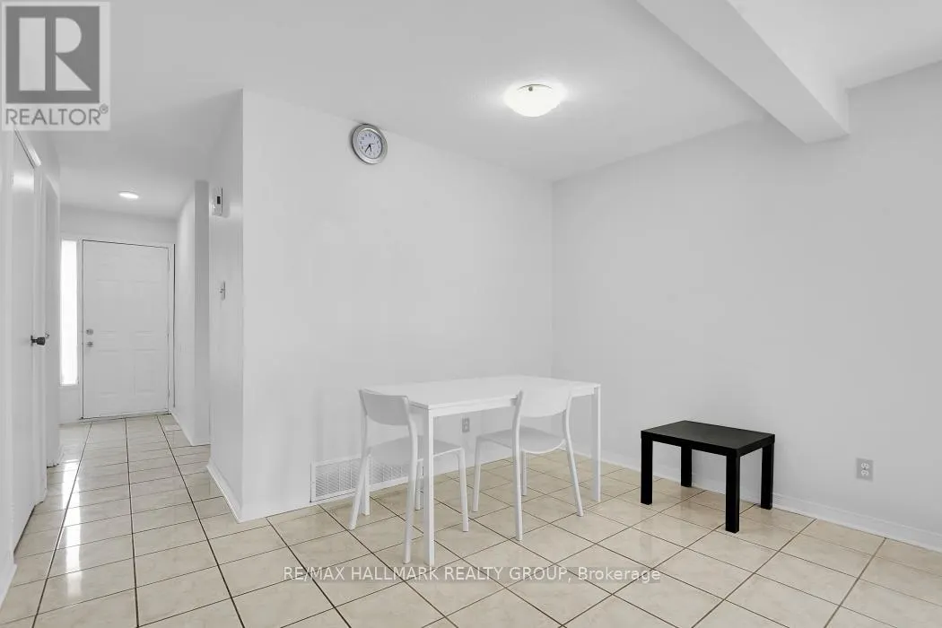 81 - 2772 PIMLICO CRESCENT