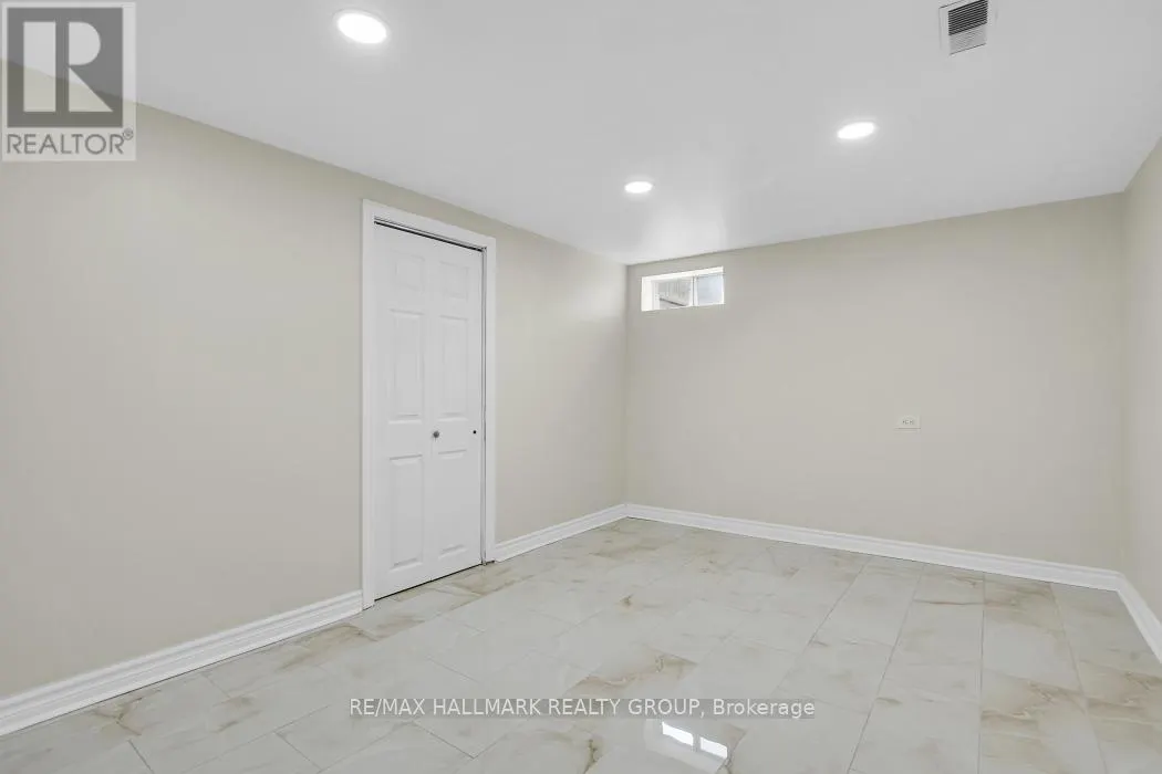 81 - 2772 PIMLICO CRESCENT