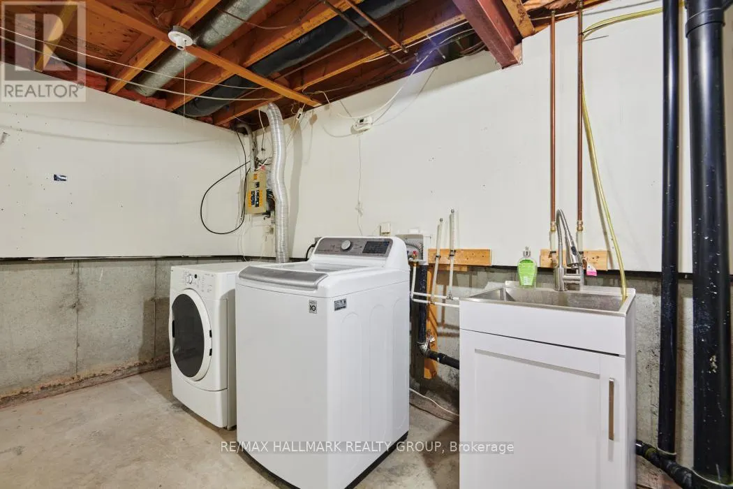 81 - 2772 PIMLICO CRESCENT