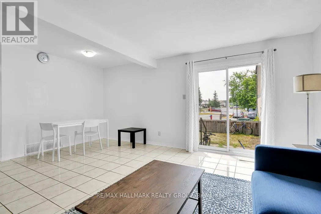 81 - 2772 PIMLICO CRESCENT