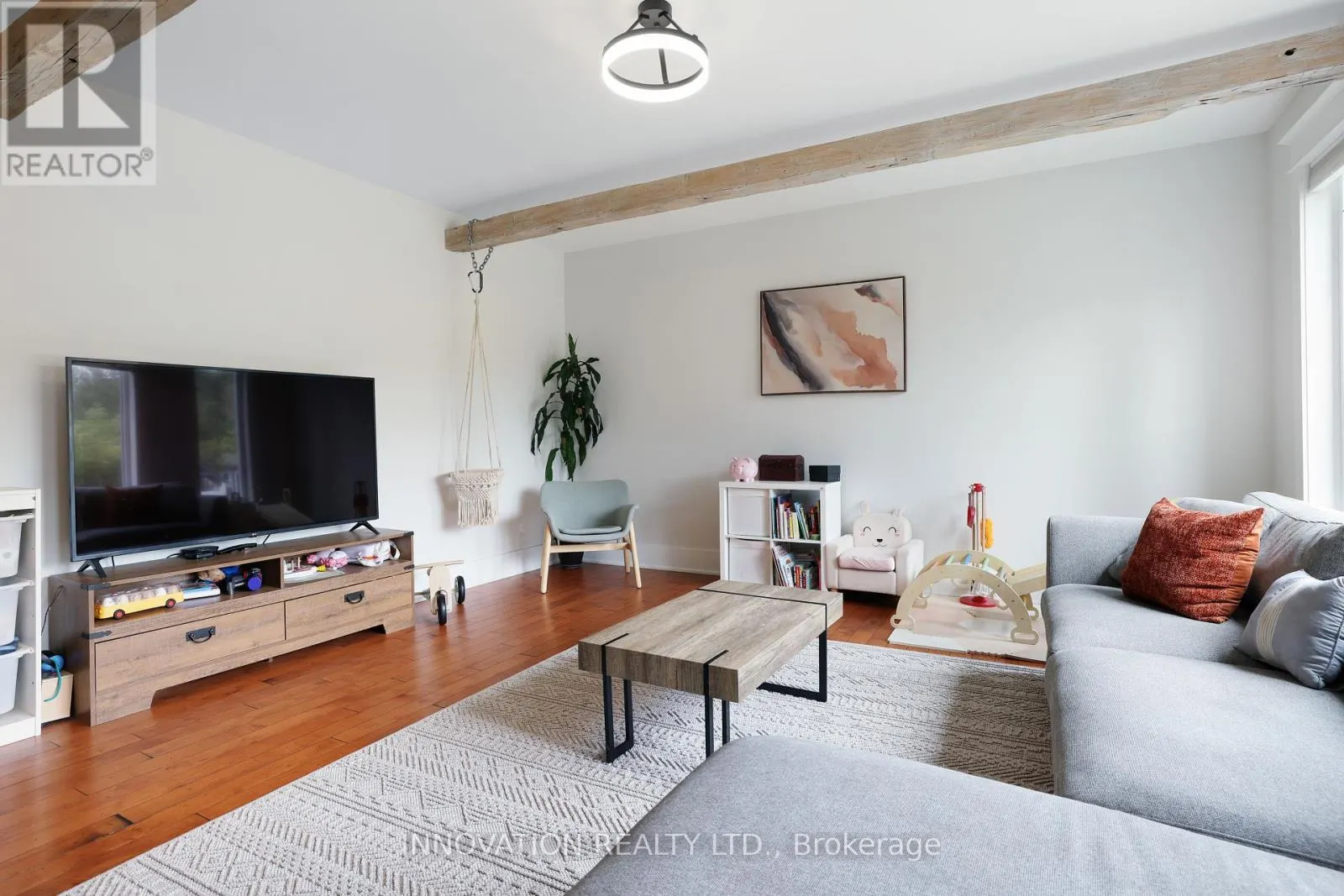 115 EAGLE CREEK COURT