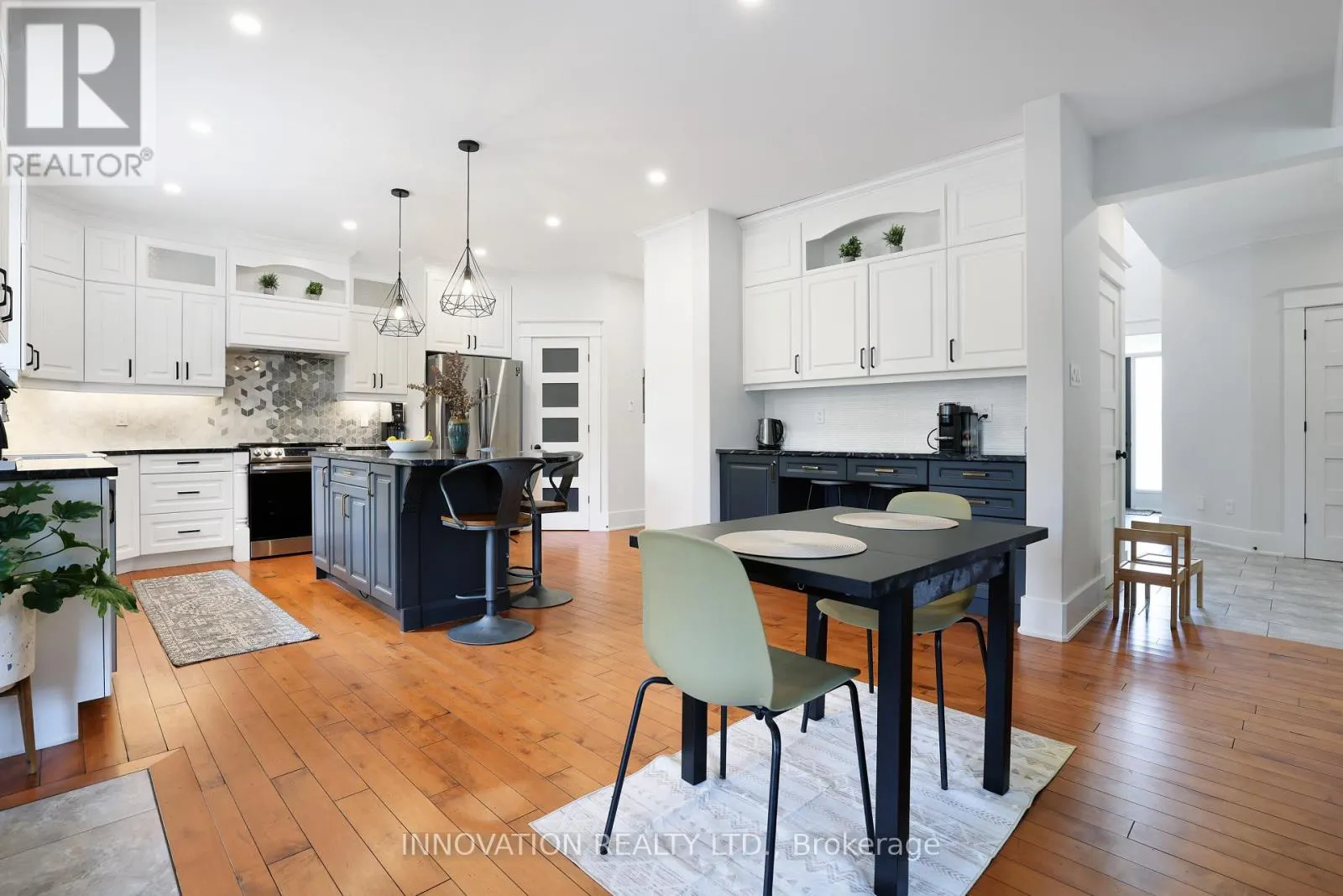 115 EAGLE CREEK COURT
