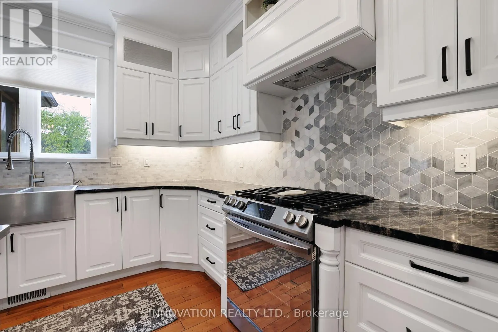 115 EAGLE CREEK COURT