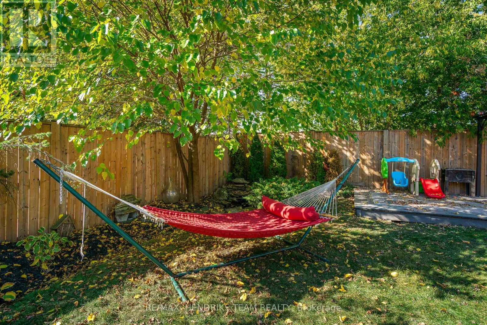 4 RAVINE ROAD