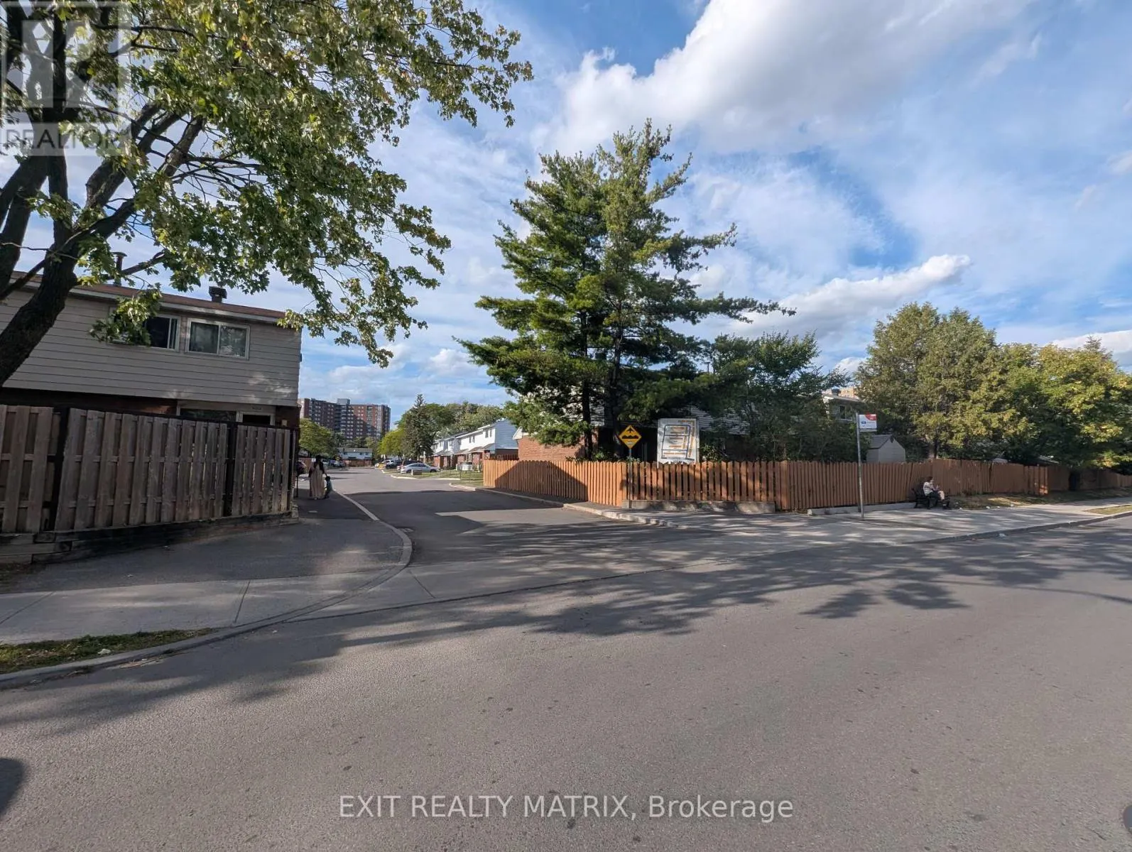 B - 1468 HEATHERINGTON ROAD