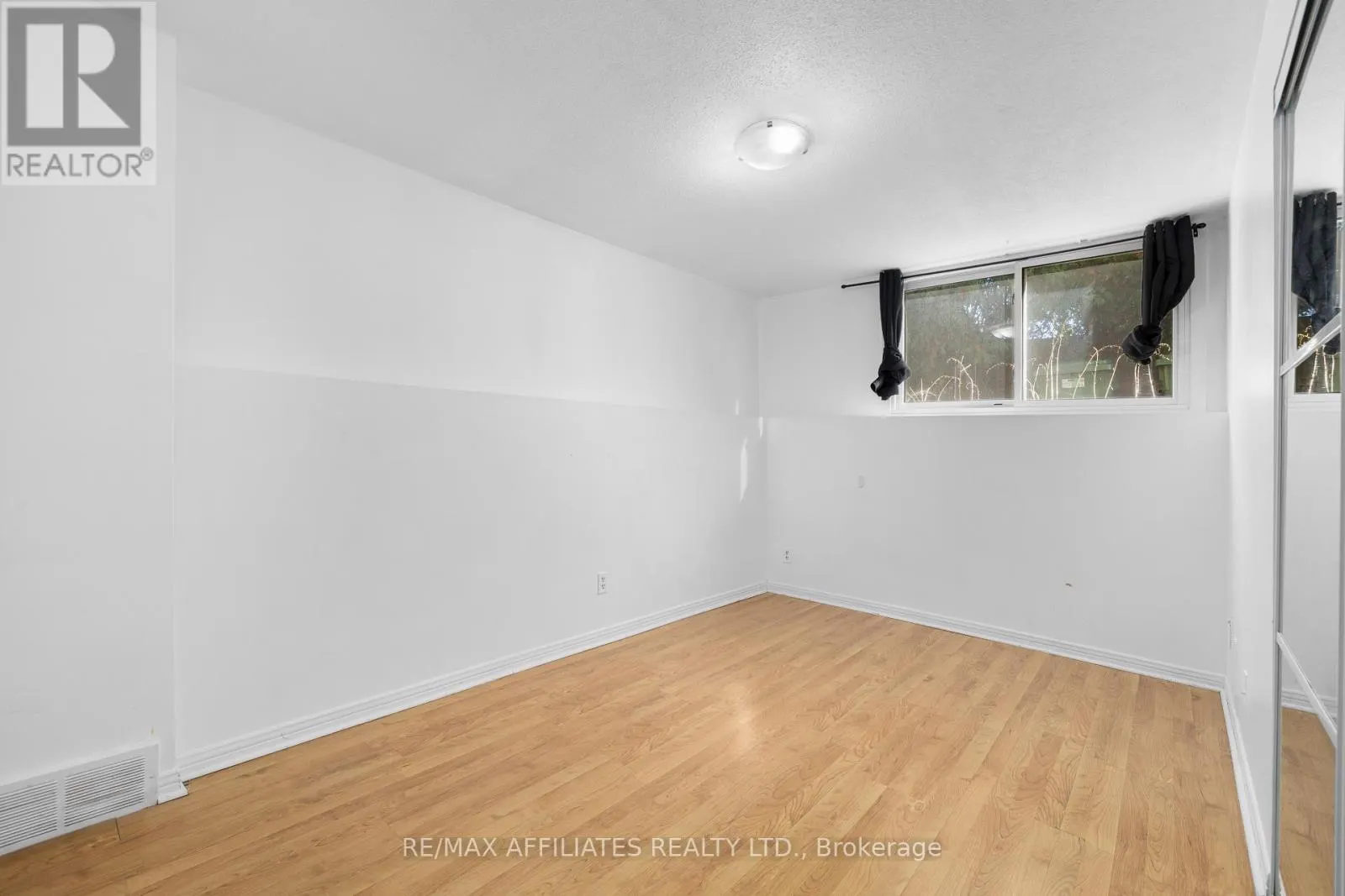 306 WOODFIELD DRIVE
