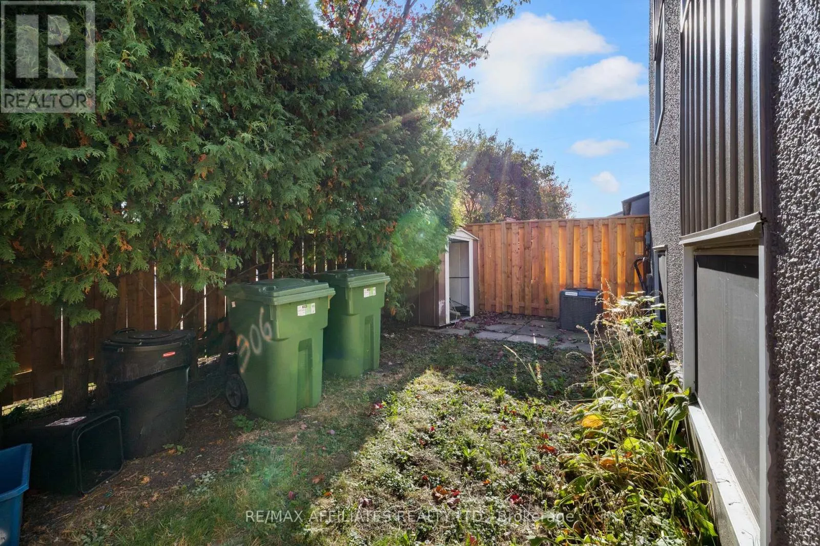 306 WOODFIELD DRIVE