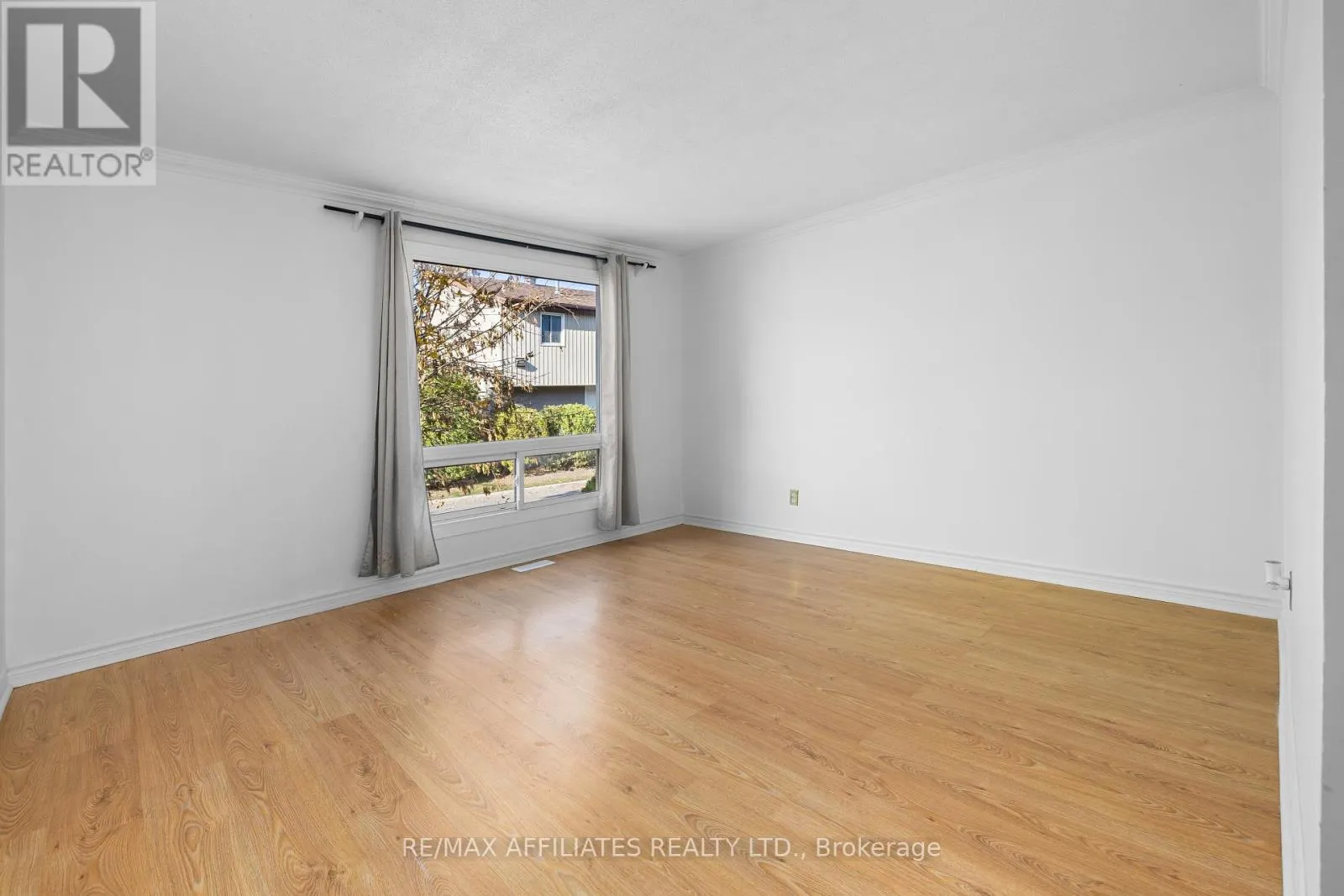 306 WOODFIELD DRIVE