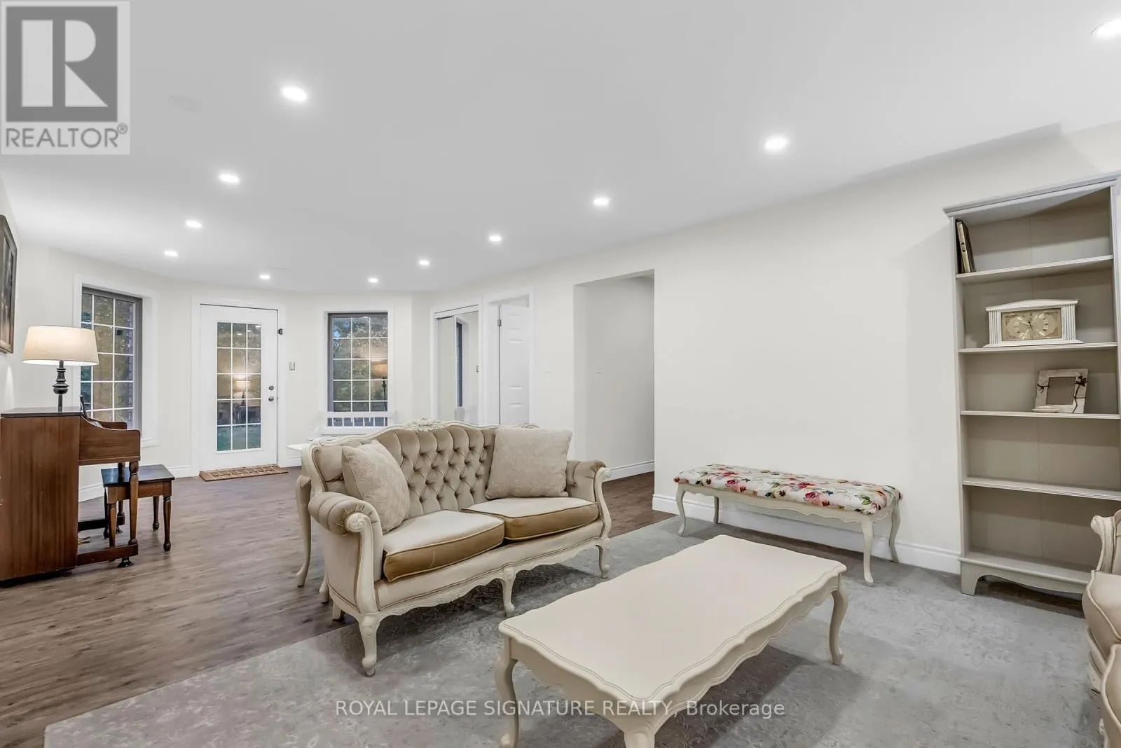 20 CASSON LANE