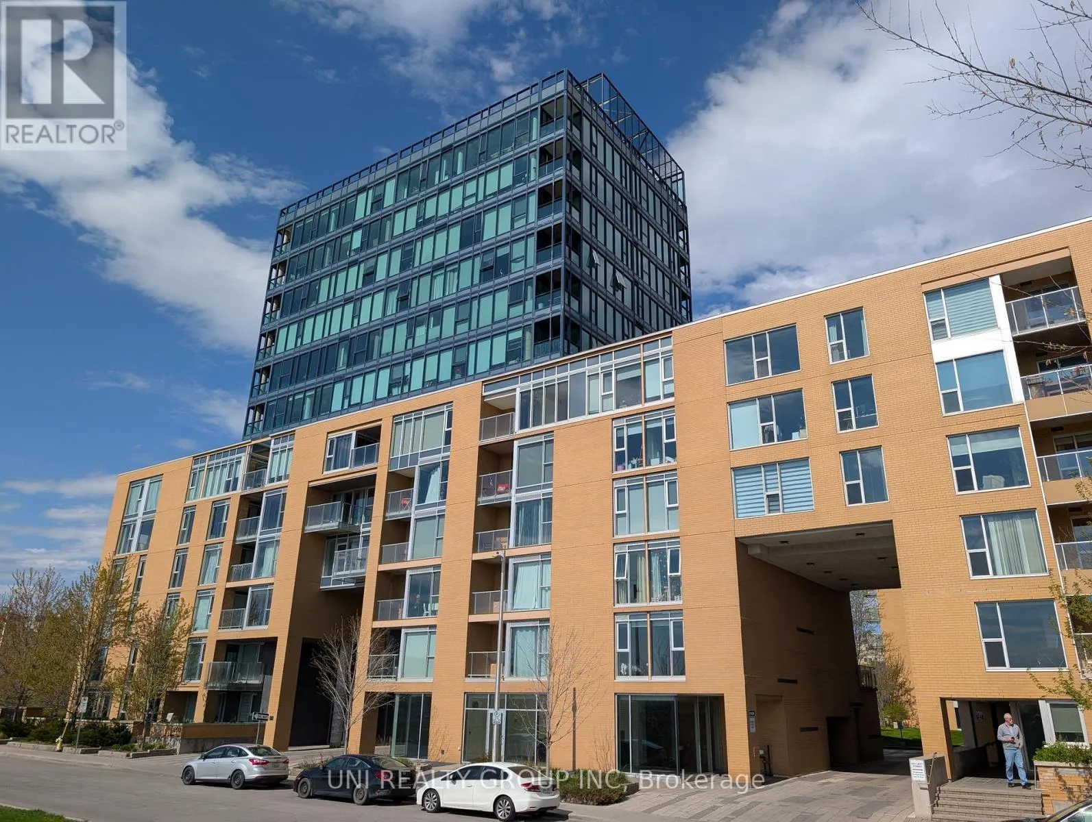 409 - 250 LETT STREET